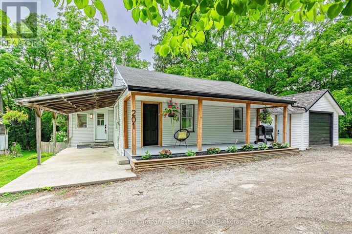 201 John Street — photo 1