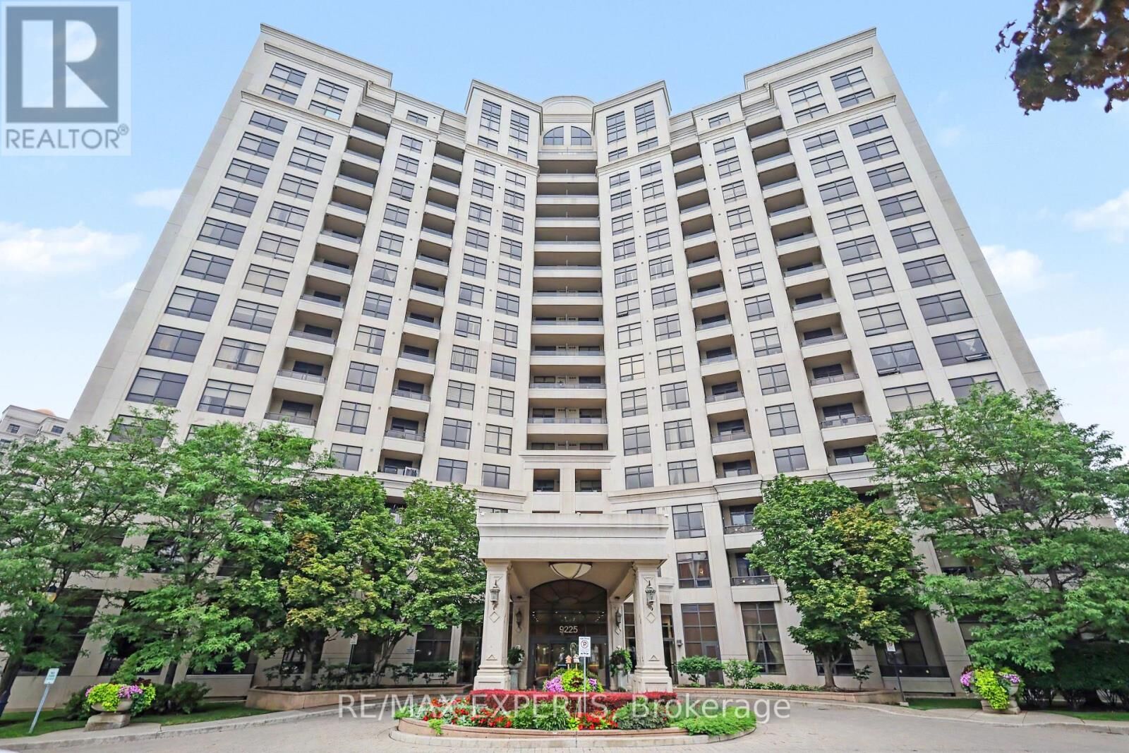 Property Photo:  9225 Jane Street 614  ON L6A 0J7 