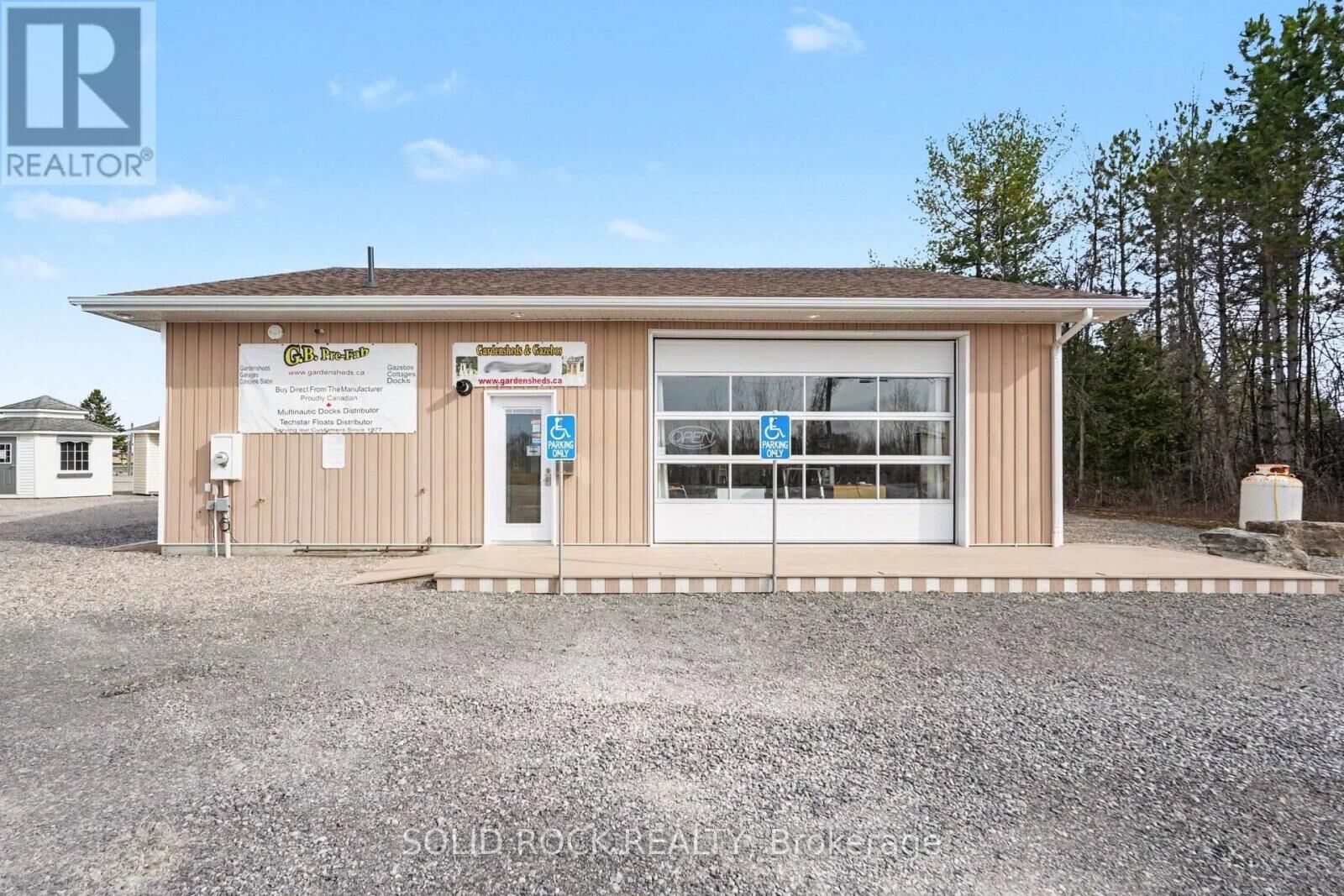 Property Photo:  2491 Carp Road  ON K0A 1L0 