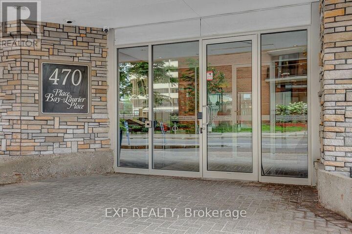 Property Photo: 470 Laurier Street West 1706 ON K1R 7W9