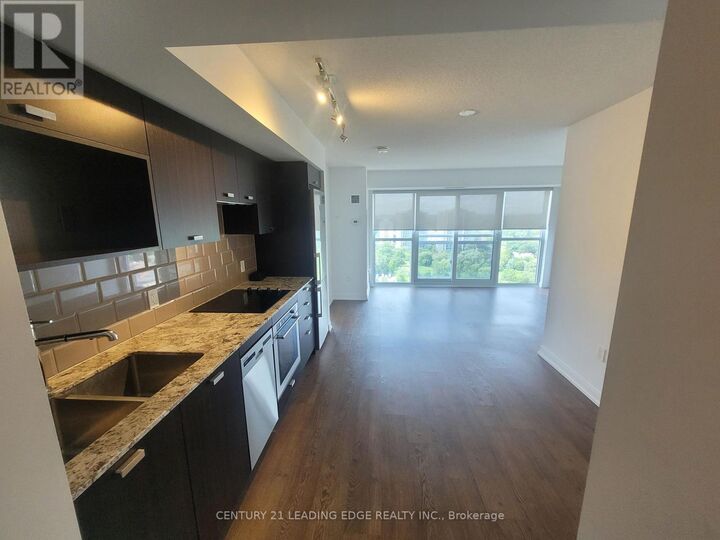 Property Photo:  275 Village Green Square South 1921  ON M1S 0L8 