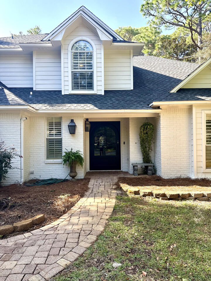 Property Photo:  301 W Windward Cove  FL 32578 