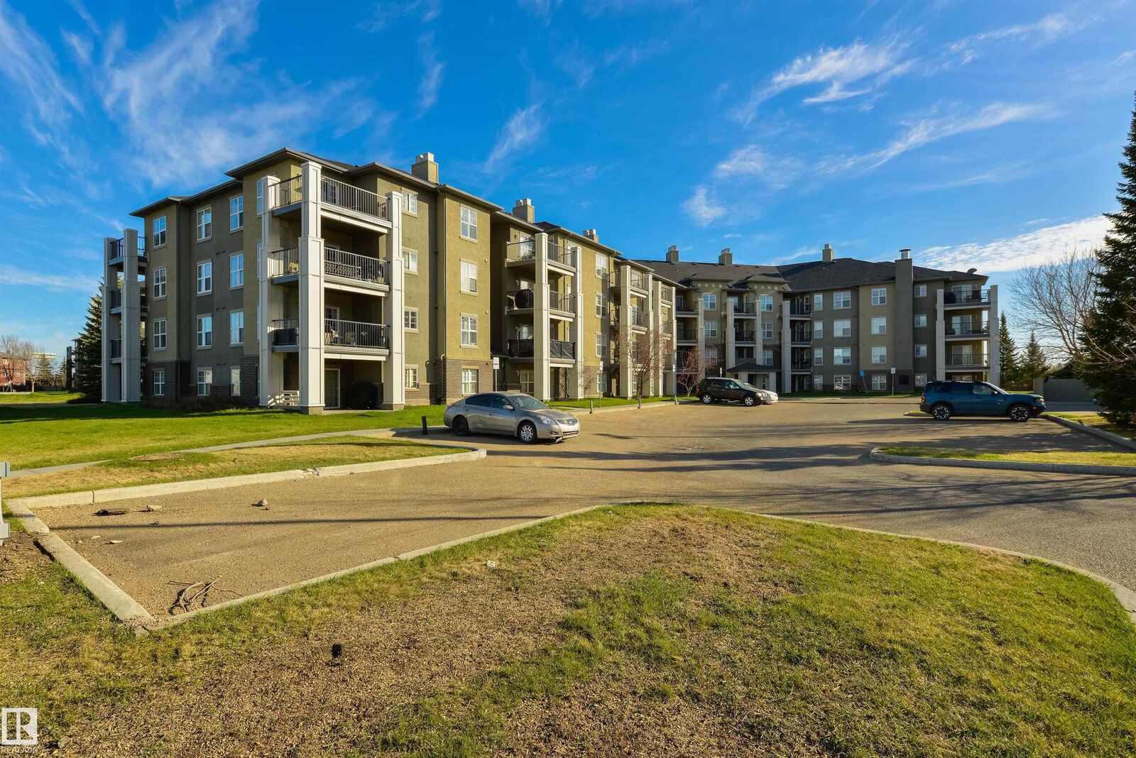 Property Photo:  622 McAllister Loop SW 202  AB T6W 1N2 