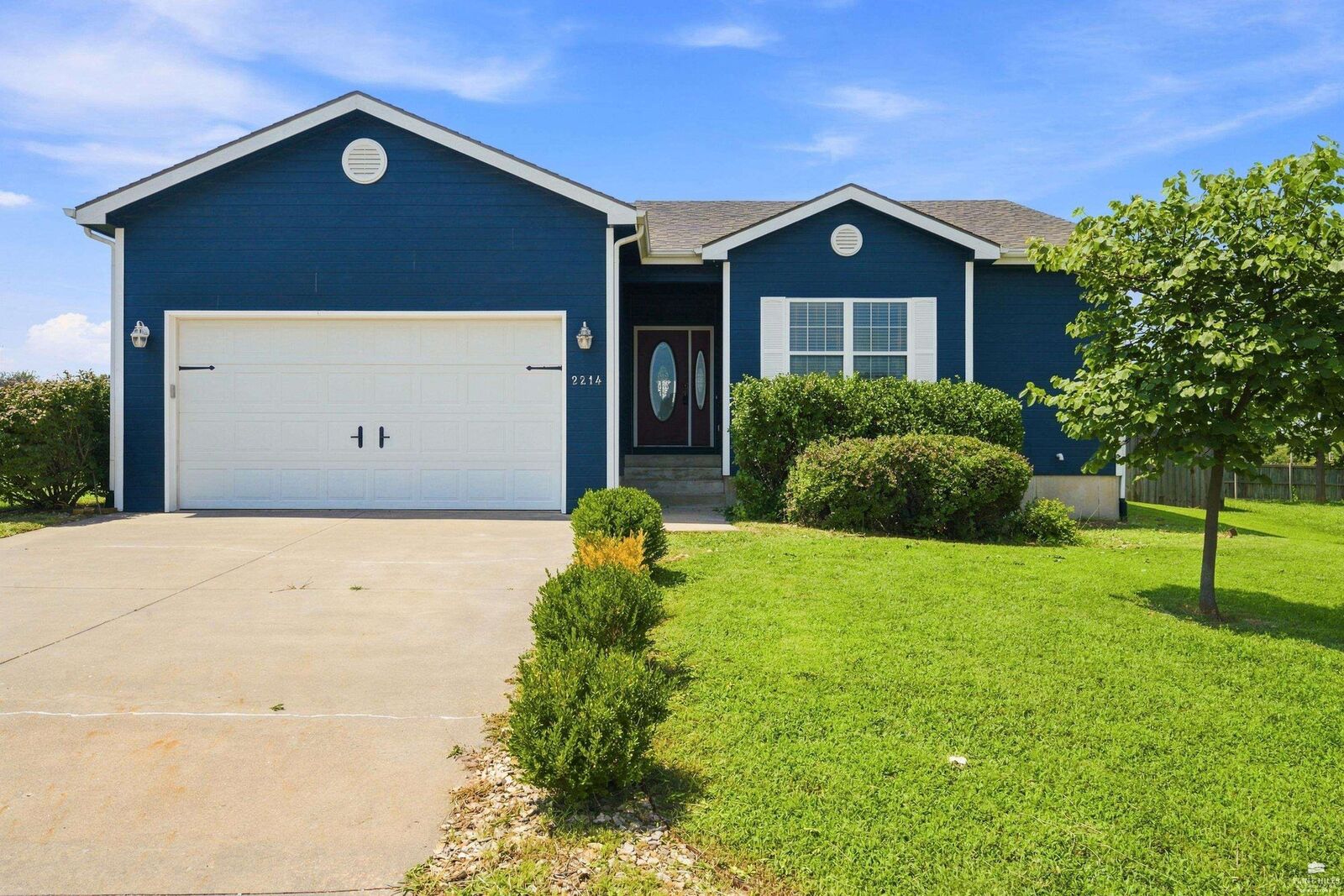 Property Photo: 2214 Elk Court KS 66441