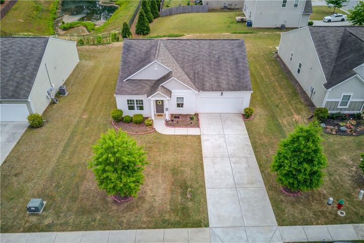 Property Photo:  106 Apalachee Drive  GA 30620 