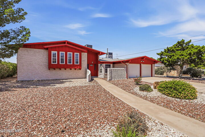 Property Photo: 5821 Vista Corona Court TX 79912