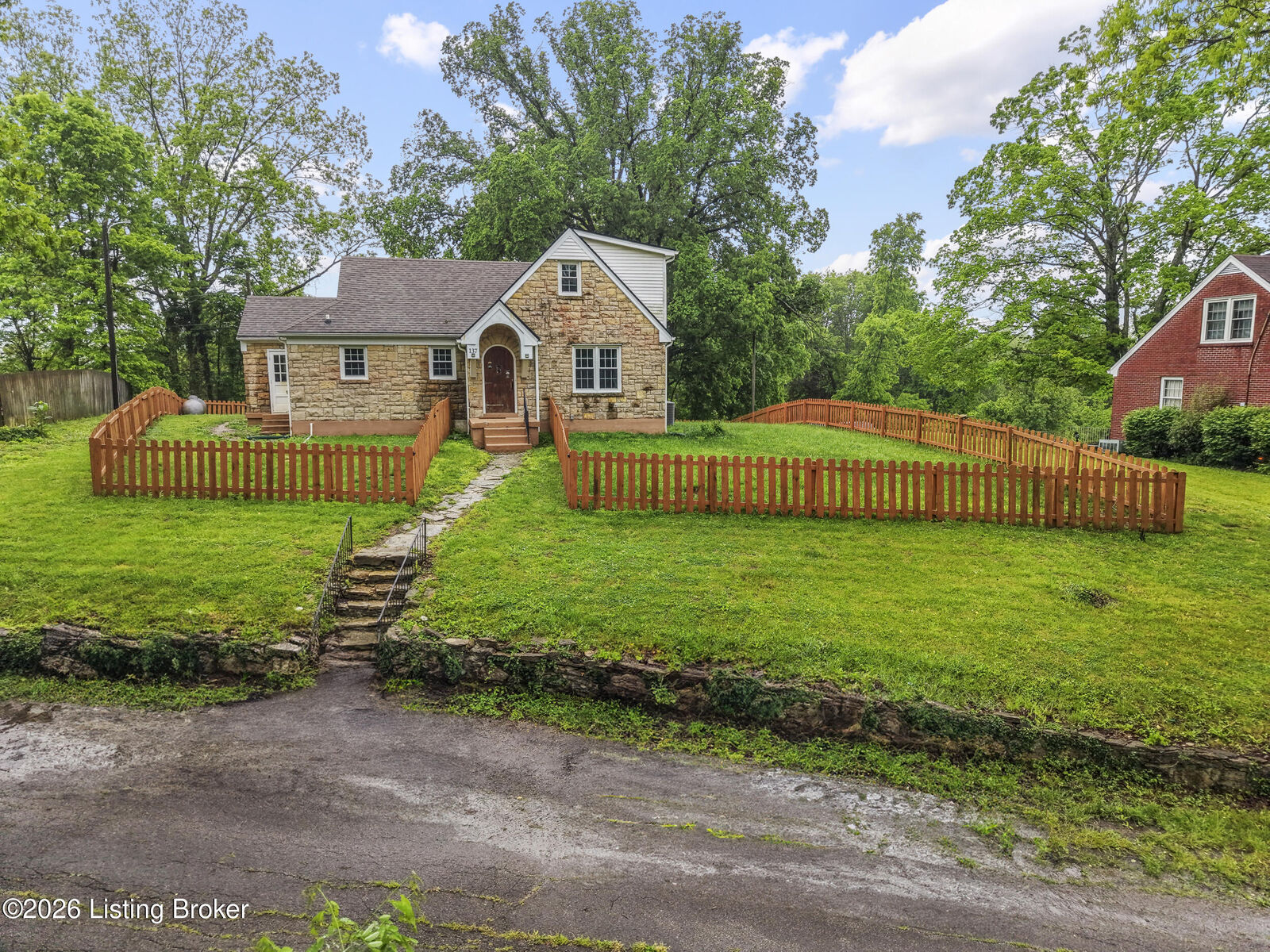 Property Photo:  137 Eastview Dr  KY 40071 