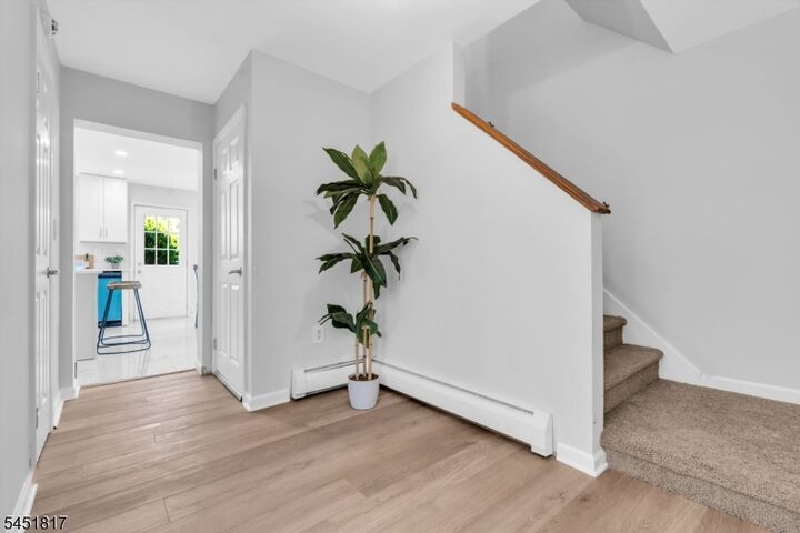 Property Photo:  81 Crane St  NJ 07104 
