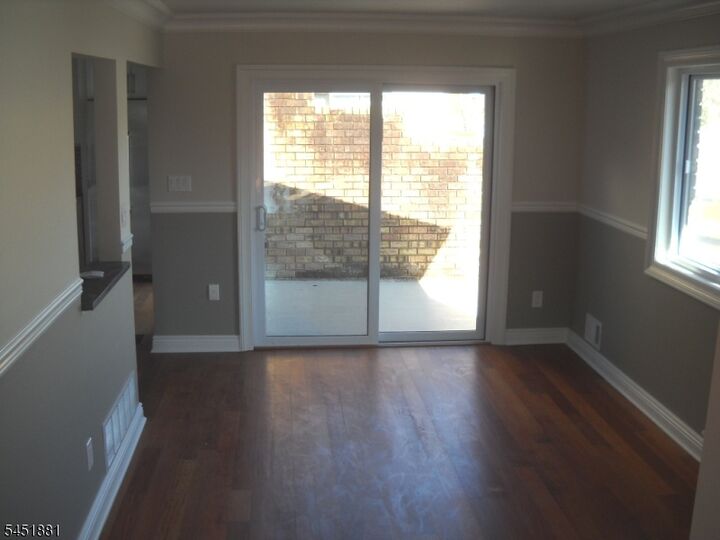Property Photo: 250 Ridgedale Ave E-2 NJ 07932