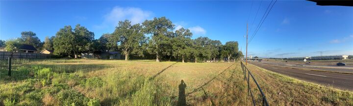 Property Photo:  2273 N Earl Rudder Freeway  TX 77803 