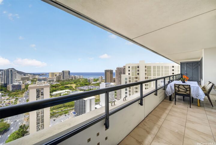 Property Photo: 1837 Kalakaua Avenue 3503 HI 96815