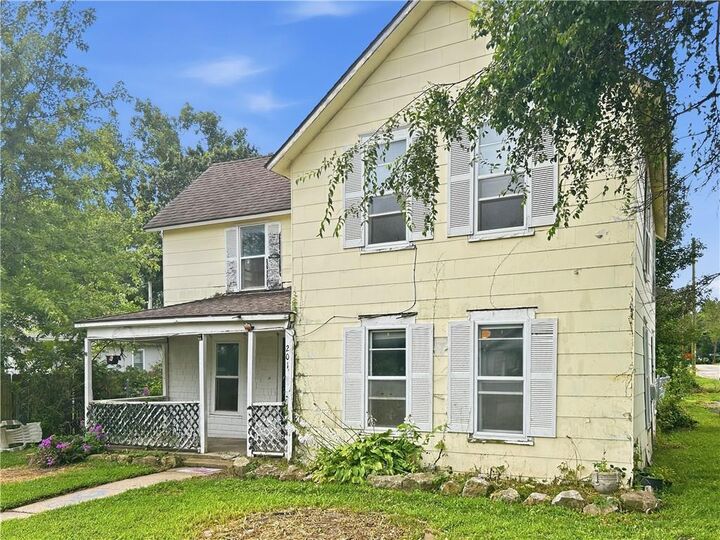 Property Photo: 201 E Church Street KS 66071