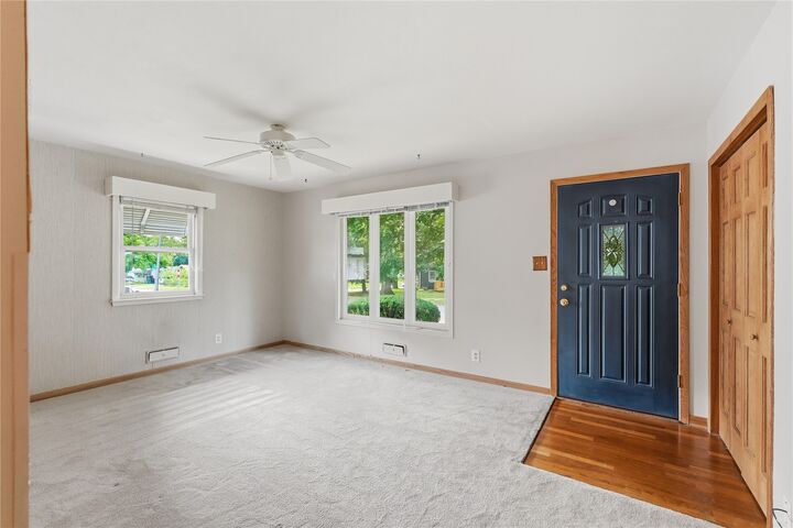 Property Photo:  3005 Madison Avenue  IA 50310 
