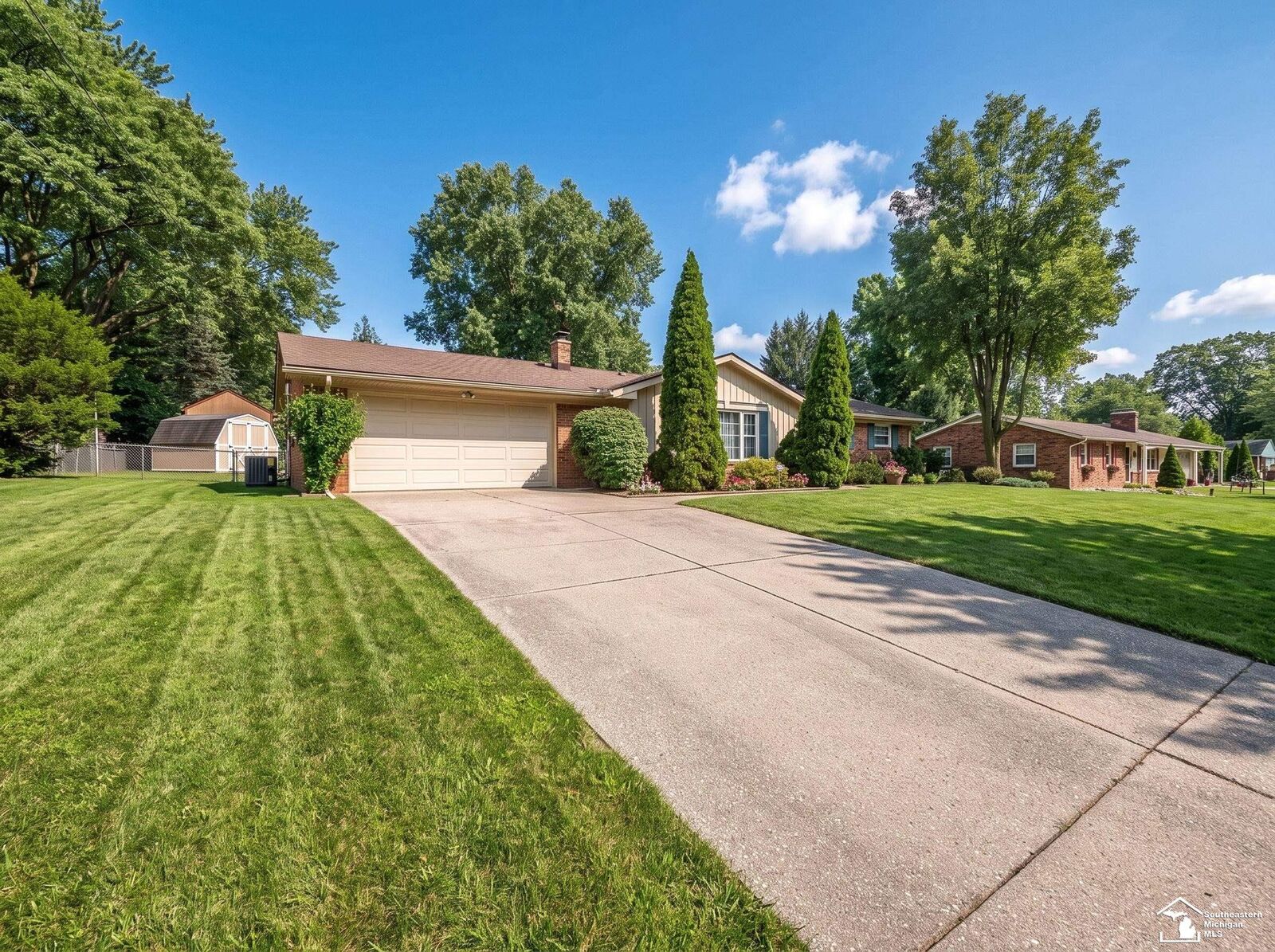 Property Photo: 7524 Tarra MI 48182