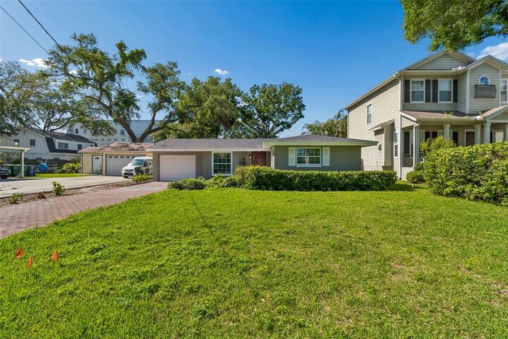 Property Photo: 4906 W Cleveland Street FL 33609