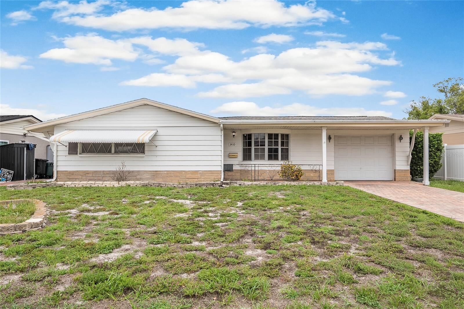 Property Photo:  3410 Columbus Drive  FL 34691 