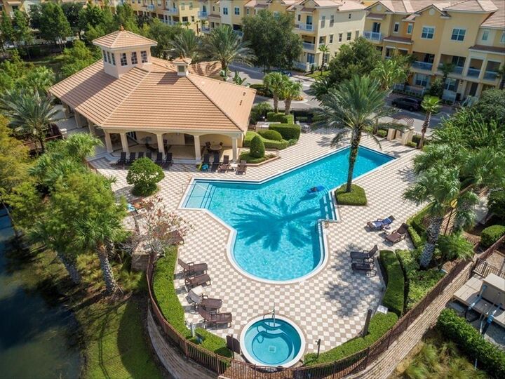 Property Photo: 1495 Lake George Drive FL 32746
