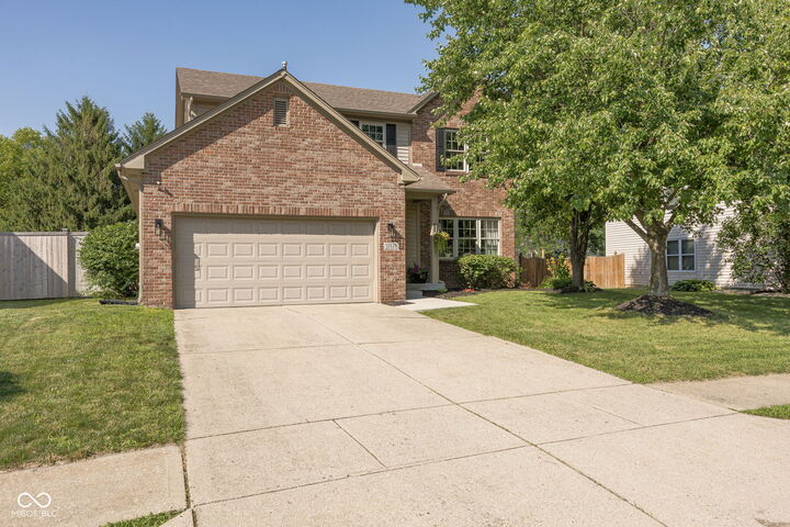 Property Photo: 12526 Geist Cove Drive IN 46236