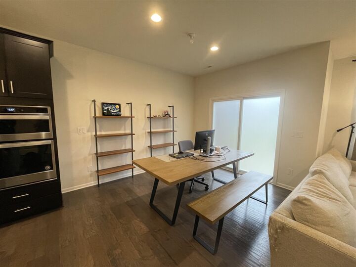 Property Photo:  43590 Chancellor Lane  MI 48375-3009 