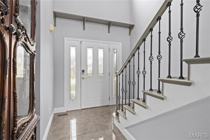 Property Photo:  928 Brookdale Court  IL 62269 