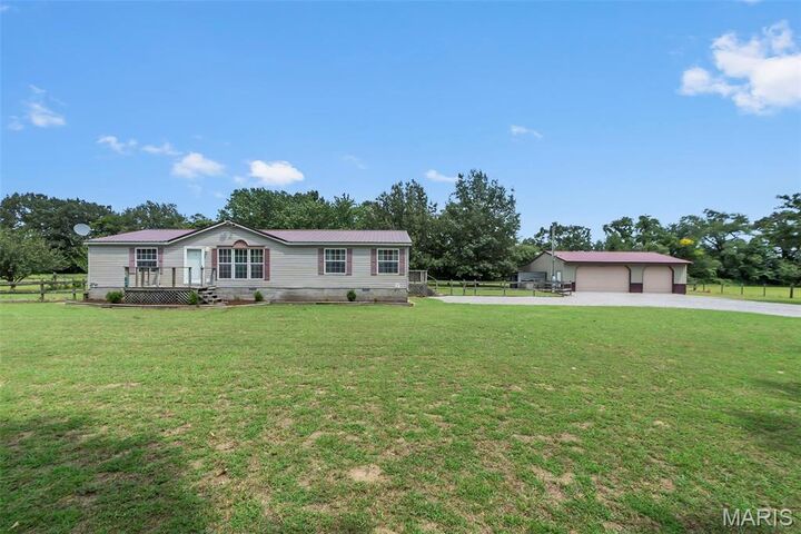 Property Photo:  174 County Road 430  MO 63771 