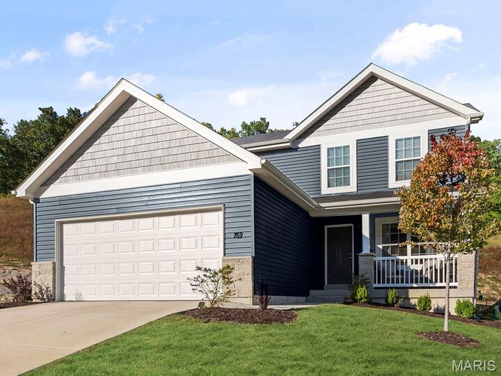 Property Photo: 2 Berwick At Walnut Hills MO 65109