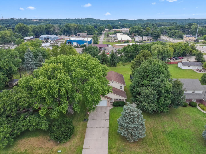 Property Photo:  S89w23060 King Pkwy  WI 53103 