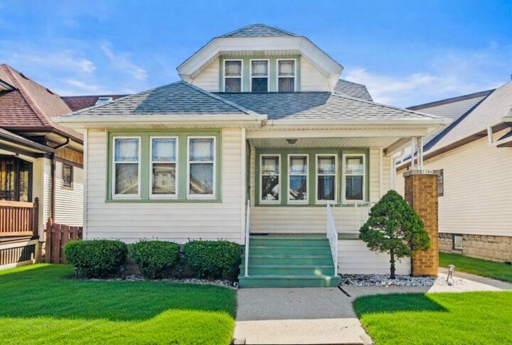 Property Photo:  3306 S 15th Pl  WI 53215 