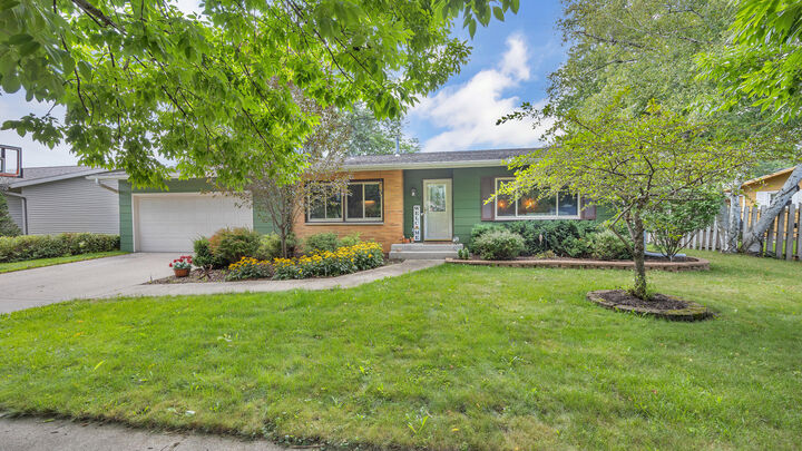 Property Photo: 70 Cherry Ln WI 54935