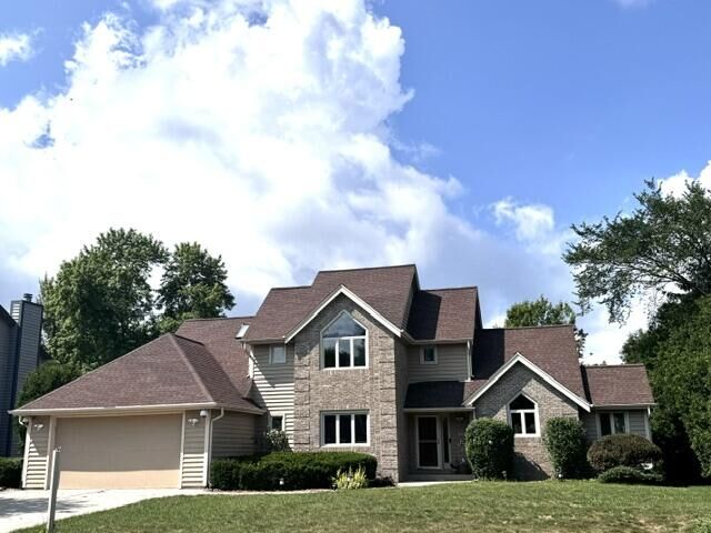 Property Photo:  N53w14172 St Andrews Dr  WI 53051 