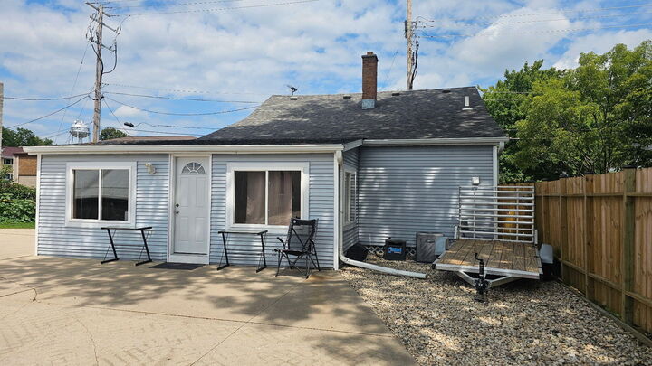 Property Photo: 29 E State St WI 53027