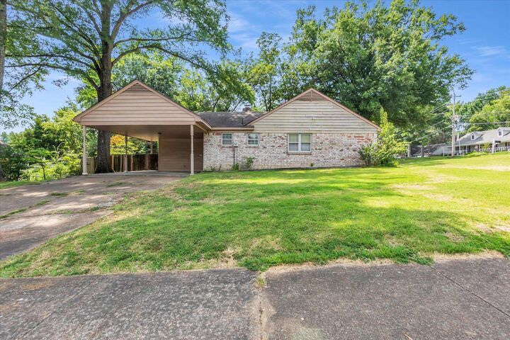 Property Photo:  5393 Banbury Ave  TN 38135 