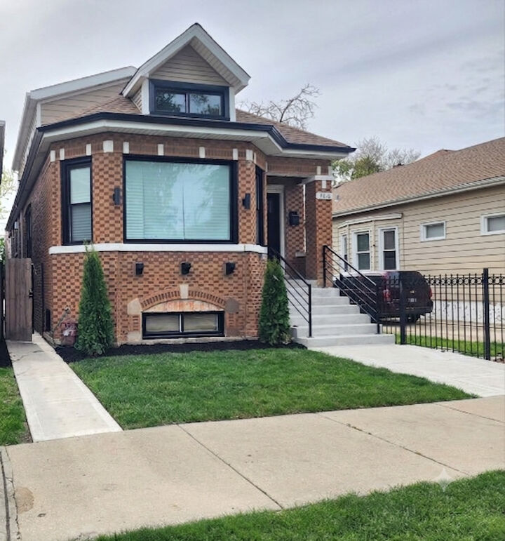 Property Photo:  8816 S Laflin Street  IL 60620 