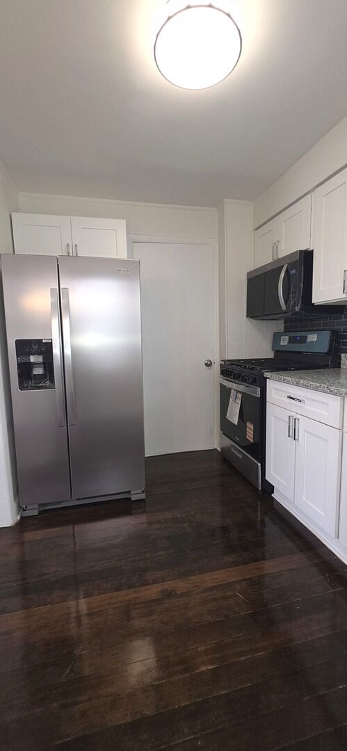 Property Photo: 10118 S Luella Avenue IL 60617