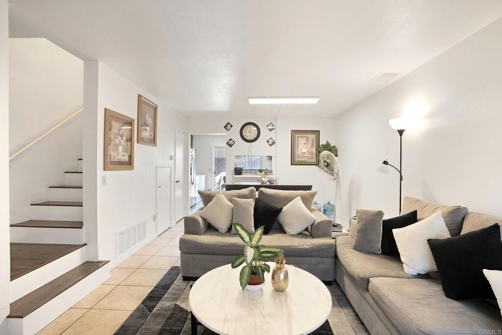 Property Photo: 888 Cherrywood Way 14 CA 92021