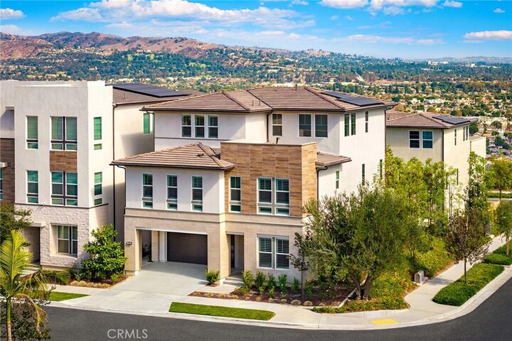 Property Photo:  1115 Poppy Court  CA 90640 