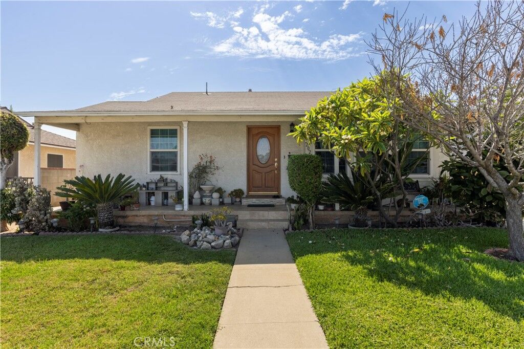 Property Photo:  2021 Bleakwood Ave  CA 91754 