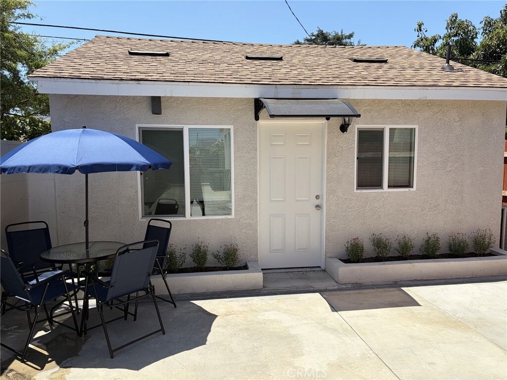 Property Photo: 12621 Izetta Avenue CA 90242