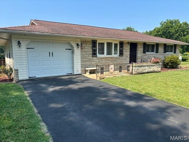 Property Photo: 1683 Perryville Road MO 63701