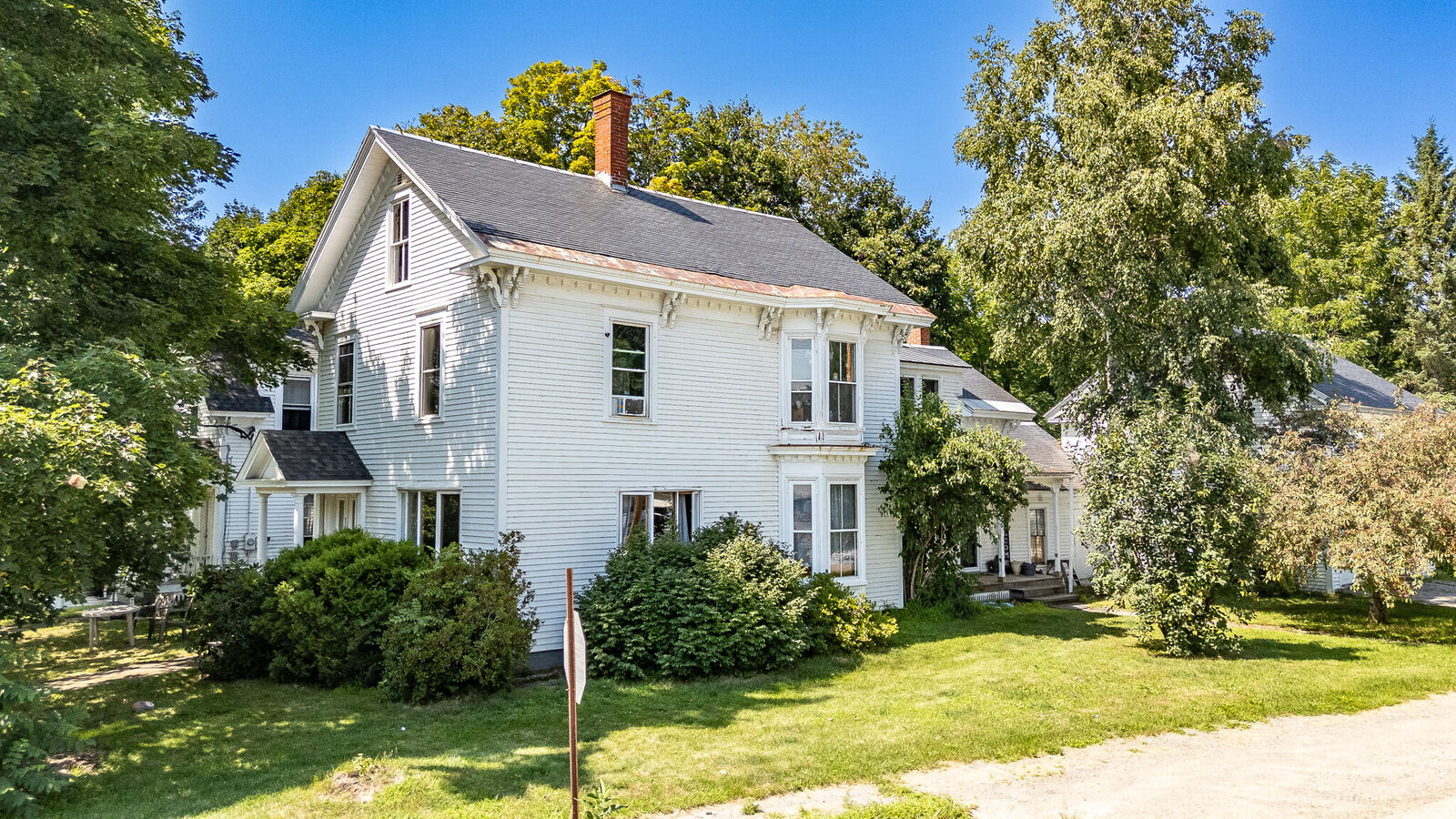 Property Photo: 10 High Street ME 04463