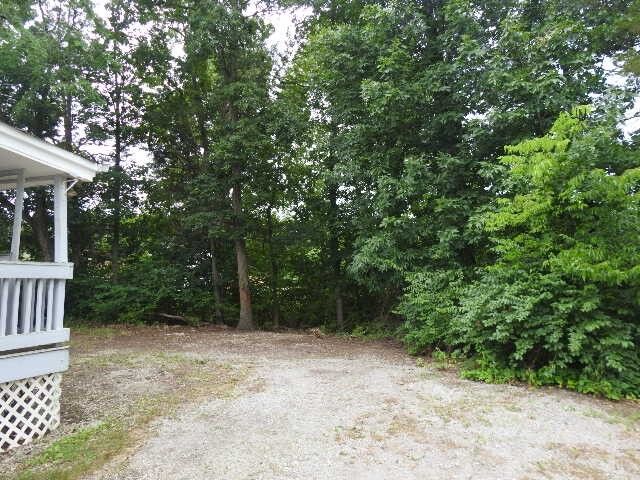Property Photo: 805 Albin Ct TN 37086