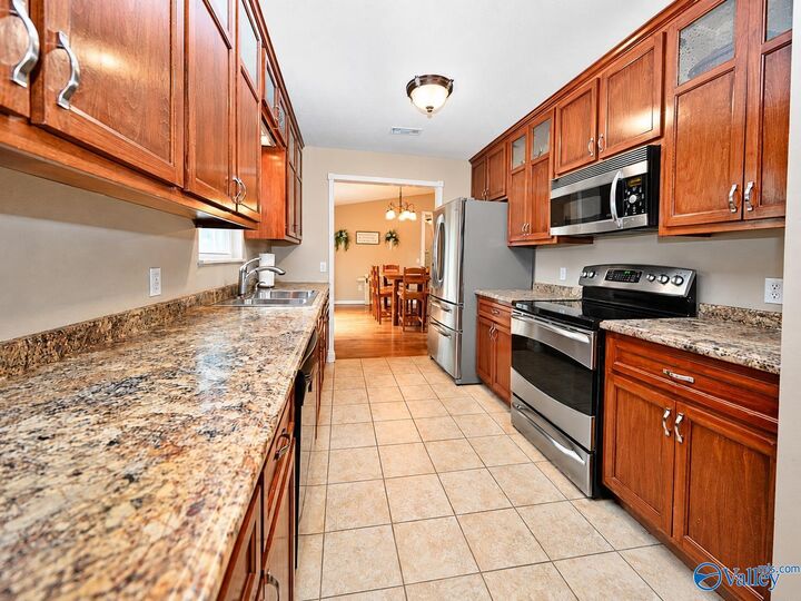 Property Photo: 1183 County Road 147 AL 35978