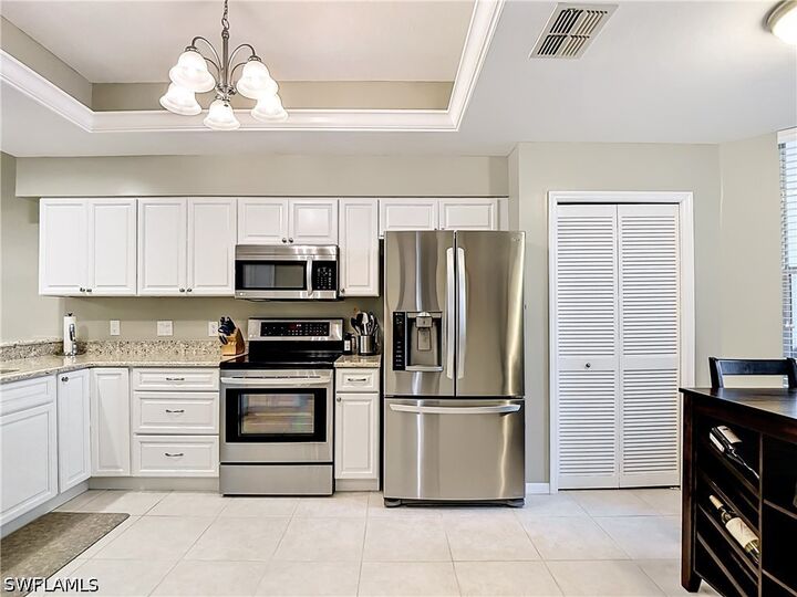 Property Photo: 14261 Hickory Links Court 1211 FL 33912