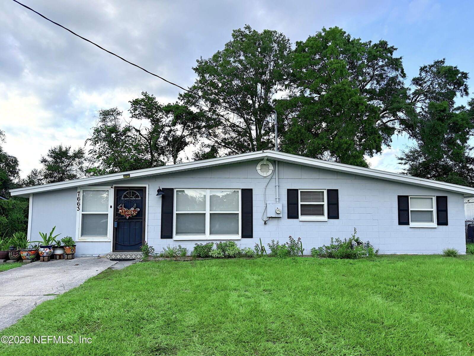Property Photo: 7663 Falcon Street FL 32244