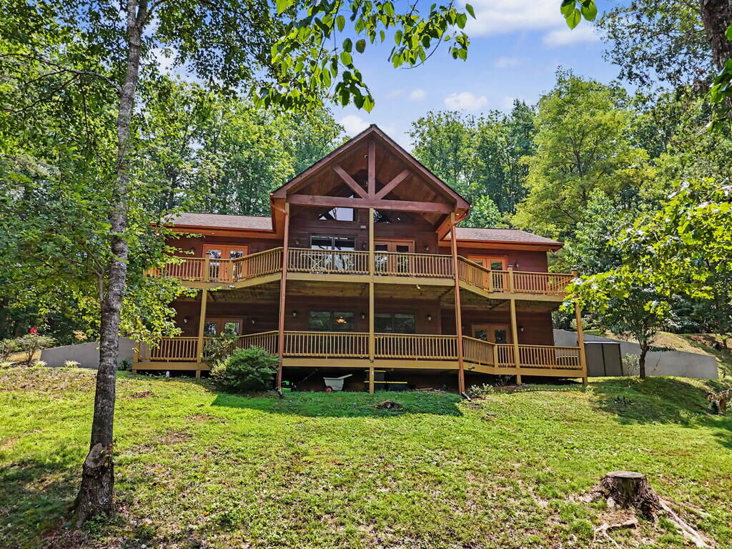 Property Photo:  210 Majestic Drive  NC 28904 