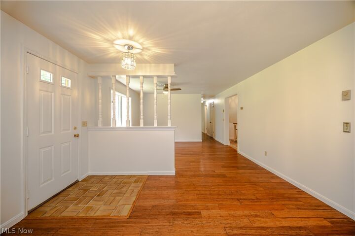 Property Photo: 493 Empire Street OH 44431