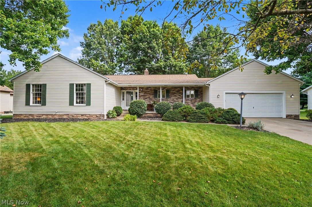 Property Photo:  4382 Bunker Lane  OH 44224 