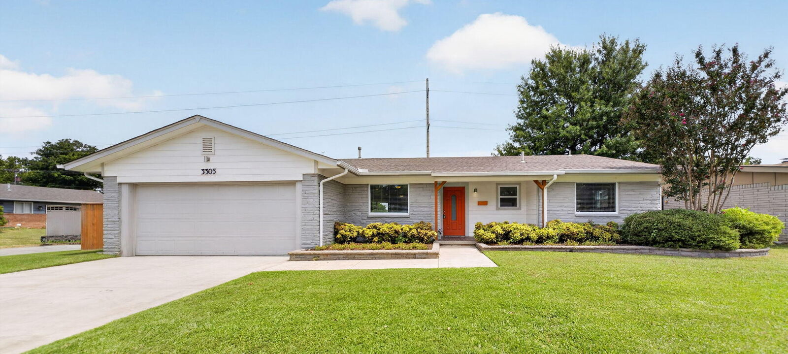 Property Photo: 3305 S 88th East Avenue OK 74145