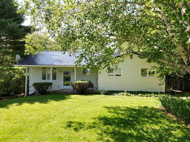 110 Maple Boulevard — photo 1