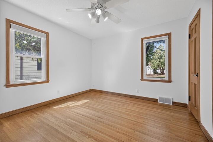 Property Photo:  804 4th Street  MN 55024 